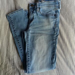 Like New J. Crew skinny jeans